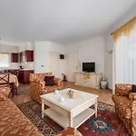 2 Bedroom In 度假居 *